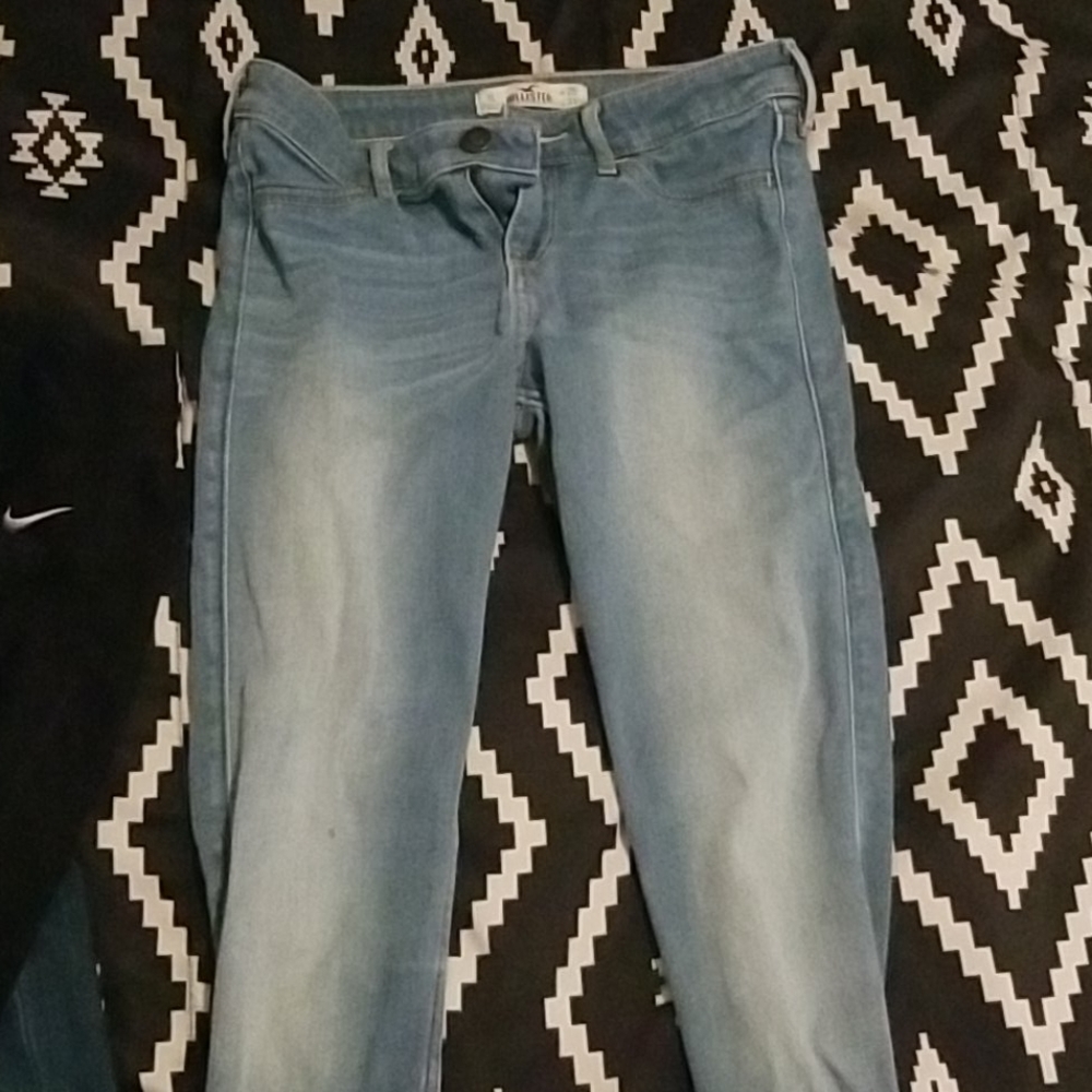 Hollister jeans